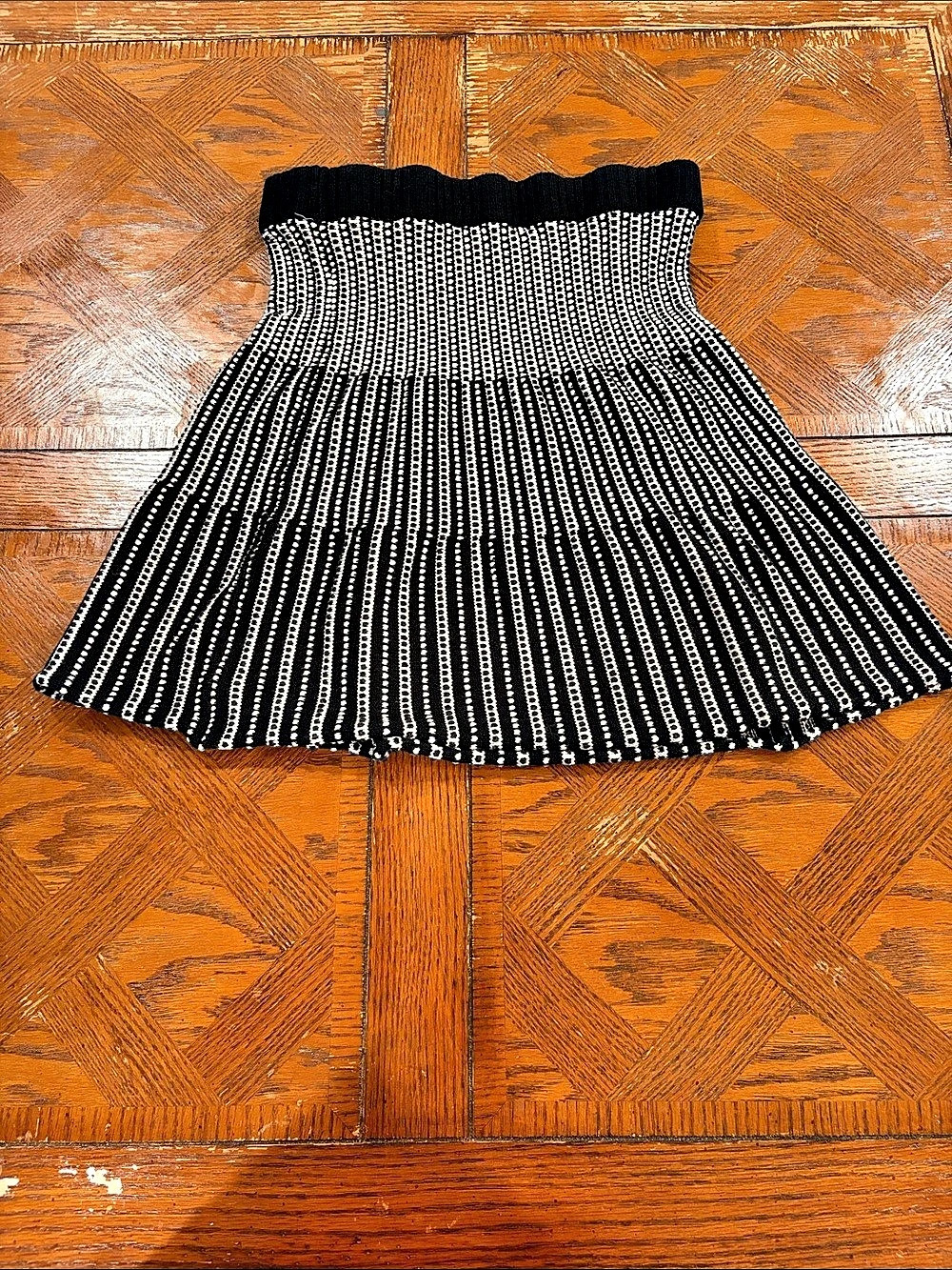 Candie's Black & White Striped Skirt Size Large